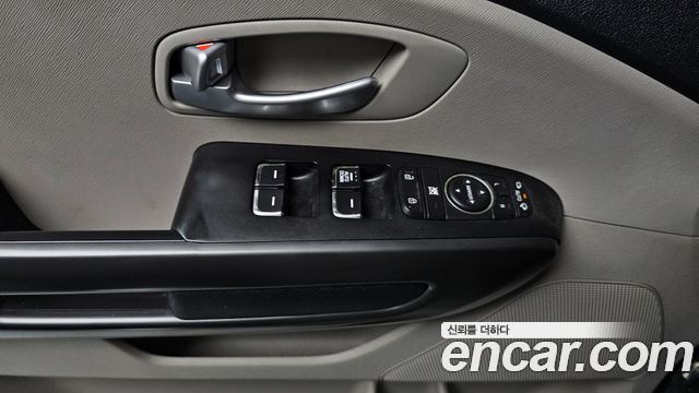 Kia Canival 2019 — photo 28