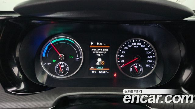 Kia K5 2023 — photo 11