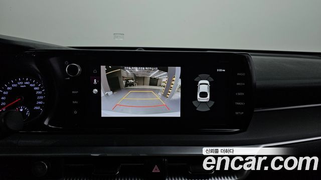 Kia K5 2023 — photo 22