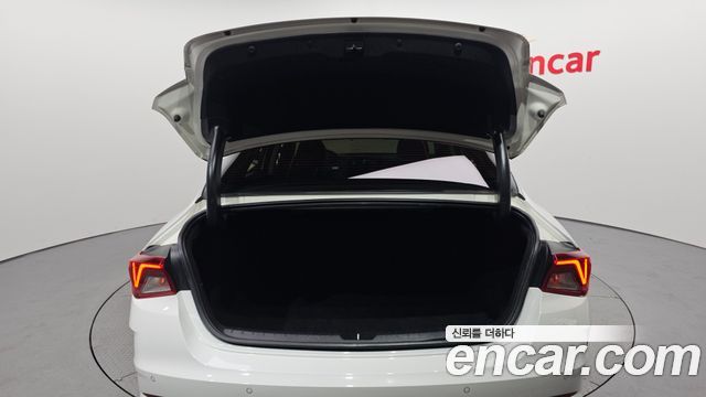 Kia K5 2023 — photo 26