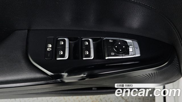 Kia K5 2023 — photo 27