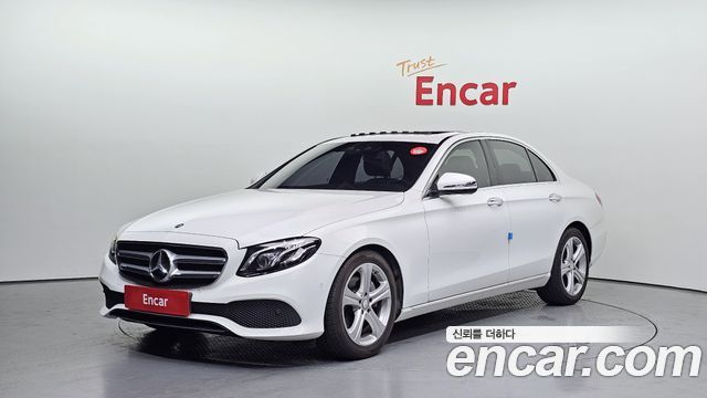 Mercedes-Benz E-Class 2017 — photo 1