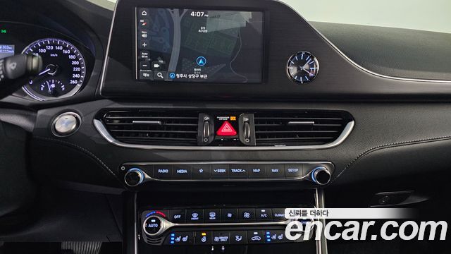 Hyundai Grandeur 2019 — photo 16