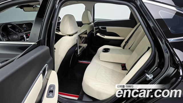 Hyundai Sonata 2020 — photo 18