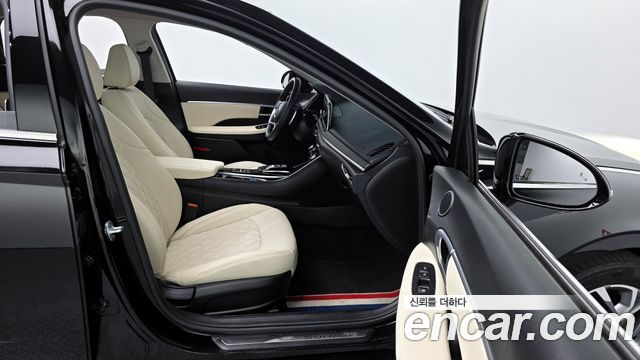 Hyundai Sonata 2020 — photo 16