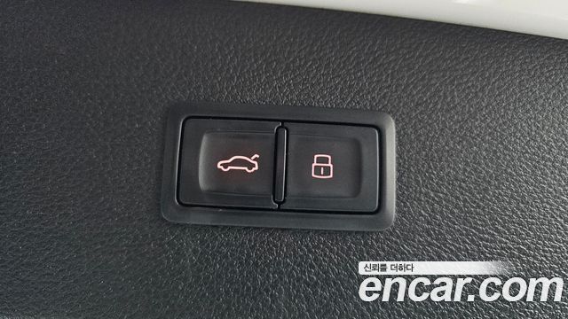 Audi A7 2016 — photo 16