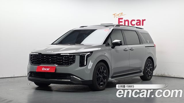 Kia Canival 2025 — photo 1
