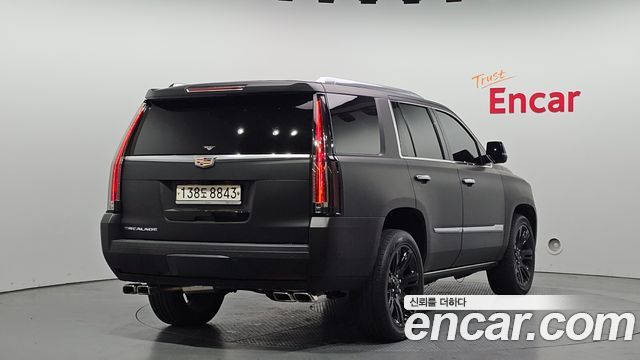 Cadillac Escalade 2020 — photo 2