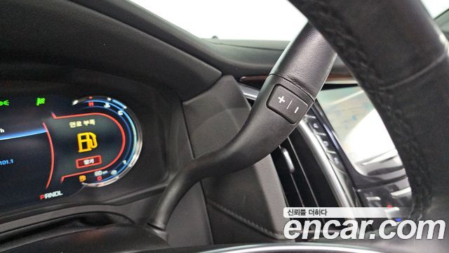 Cadillac Escalade 2020 — photo 12