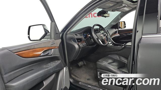 Cadillac Escalade 2020 — photo 13