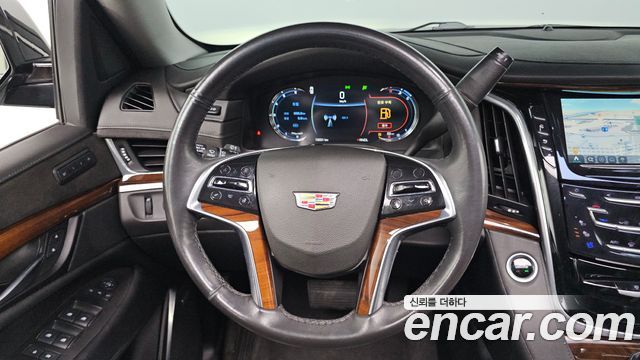 Cadillac Escalade 2020 — photo 19