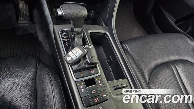 Kia K5 2018 — photo 12