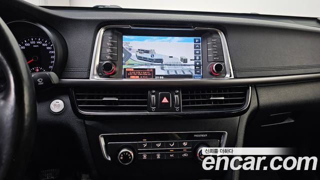 Kia K5 2018 — photo 20