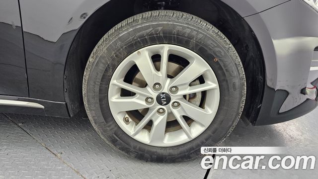 Kia K5 2018 — photo 7