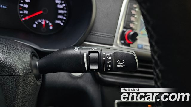 Kia K5 2018 — photo 27