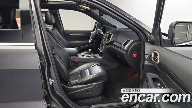 Jeep Cherokee 2014 — photo 12