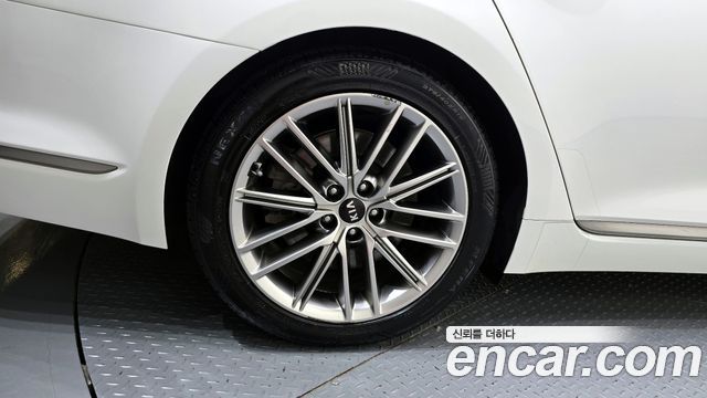 Kia K9 2021 — photo 5