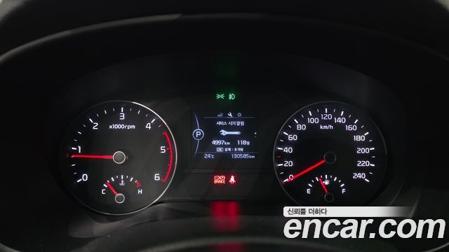 Kia Sportage 2016 — photo 8