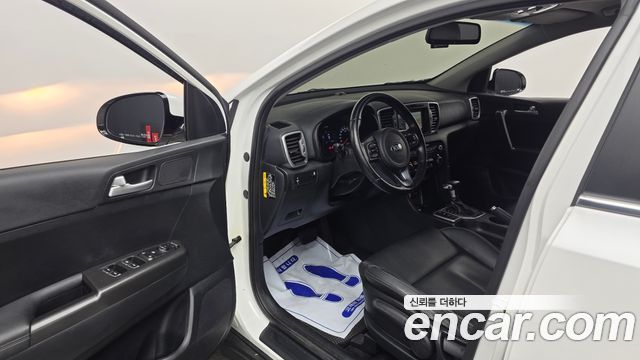 Kia Sportage 2016 — photo 10