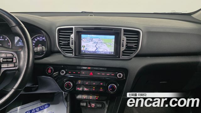 Kia Sportage 2016 — photo 13