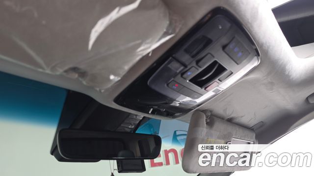 Hyundai Staria 2023 — photo 26