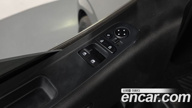 Hyundai Staria 2023 — photo 30