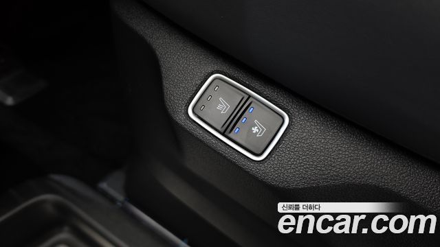 Hyundai Staria 2023 — photo 36