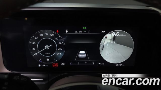 Kia Canival 2023 — photo 11