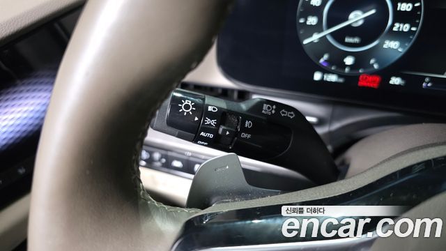 Kia Canival 2023 — photo 27