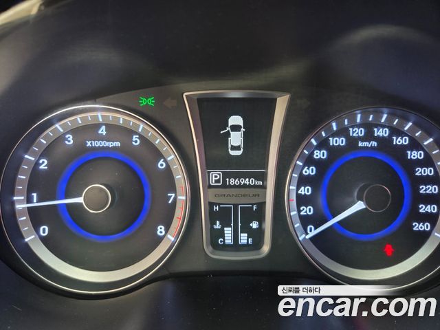 Hyundai Grandeur 2014 — photo 16