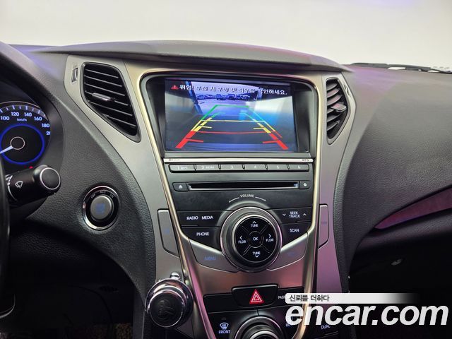 Hyundai Grandeur 2014 — photo 18