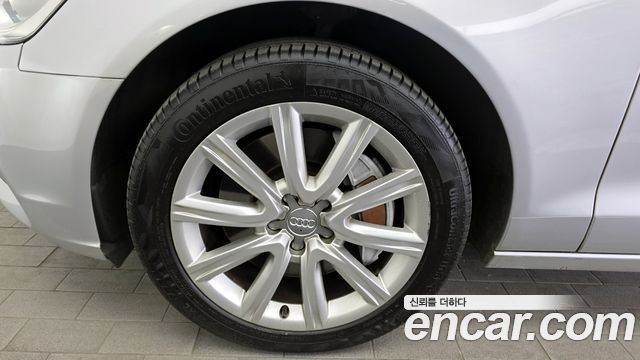 Audi A6 2012 — photo 5