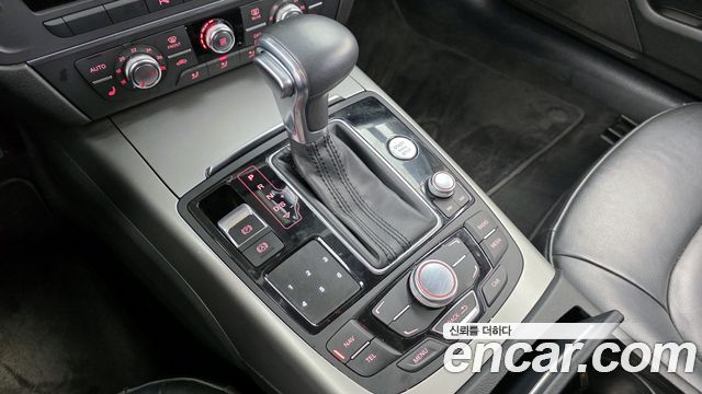 Audi A6 2012 — photo 9