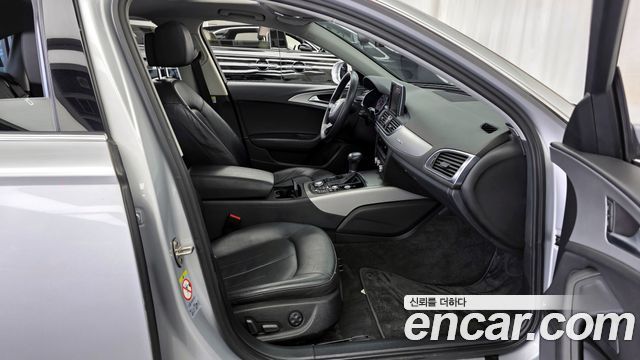 Audi A6 2012 — photo 11