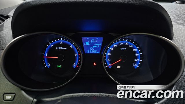 Hyundai Tucson 2010 — photo 8
