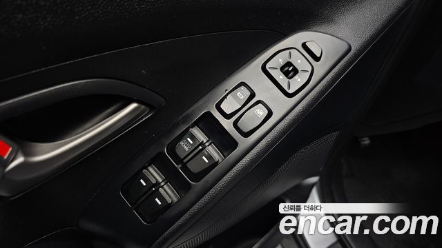 Hyundai Tucson 2010 — photo 16