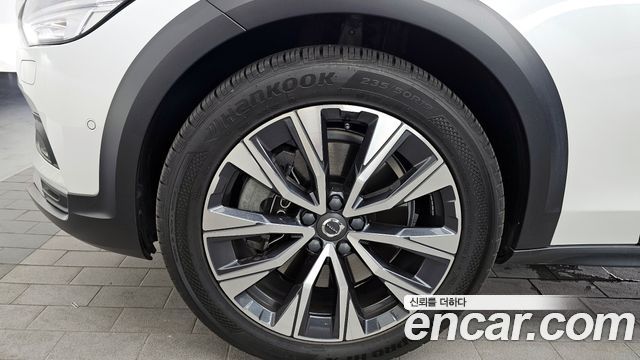 Volvo V90 2021 — photo 5