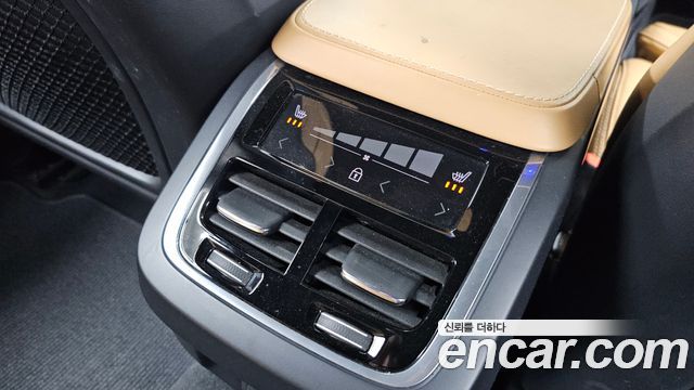 Volvo V90 2021 — photo 25