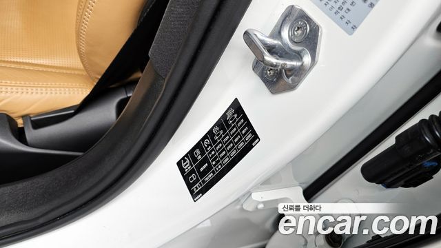 Volvo V90 2021 — photo 28