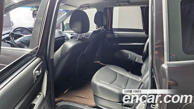 KG Mobility KORANDO 2018 — photo 16