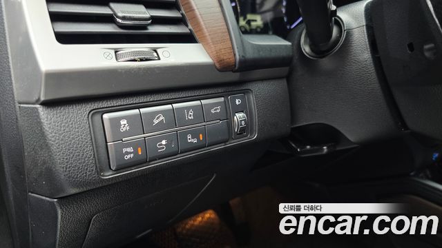 KG Mobility Rexton 2018 — photo 15