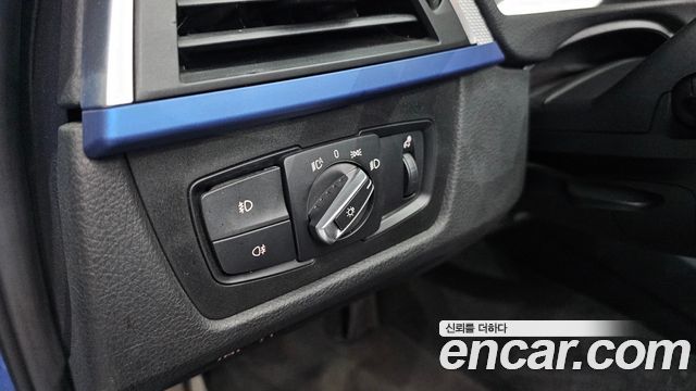 BMW 3-Series 2017 — photo 16