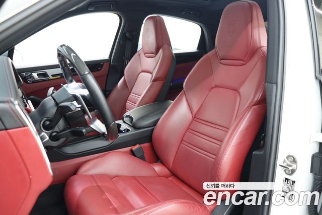 Porsche Cayenne 2020 — photo 8