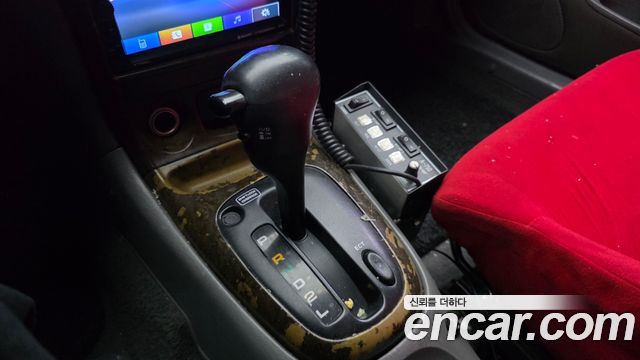 Hyundai AVANTE 2000 — photo 9