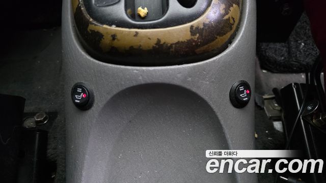 Hyundai AVANTE 2000 — photo 19