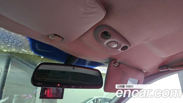 Hyundai AVANTE 2000 — photo 20
