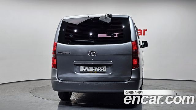 Hyundai Starex 2016 — photo 4