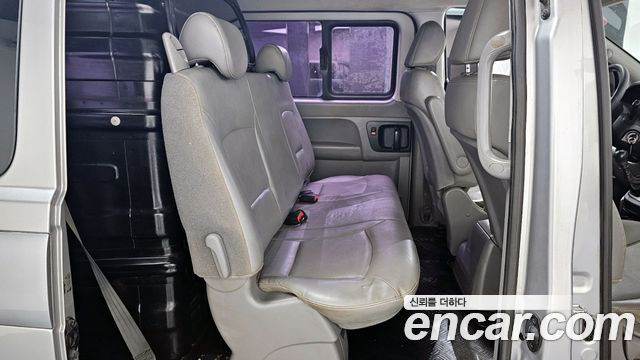 Hyundai Starex 2016 — photo 11