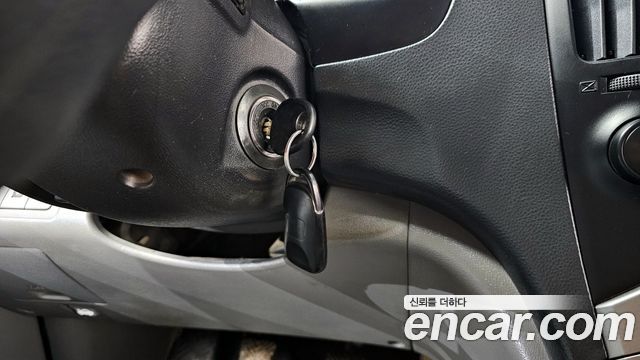 Hyundai Starex 2016 — photo 17