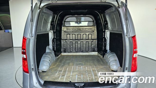 Hyundai Starex 2016 — photo 20